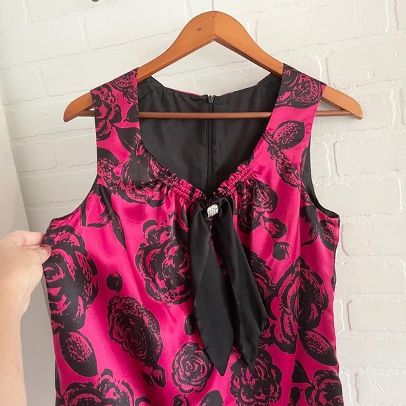 Vintage Y2K Tank top Satin Betsey Johnston Dark Romantic Roses print Red Black L - Picture 2 of 11
